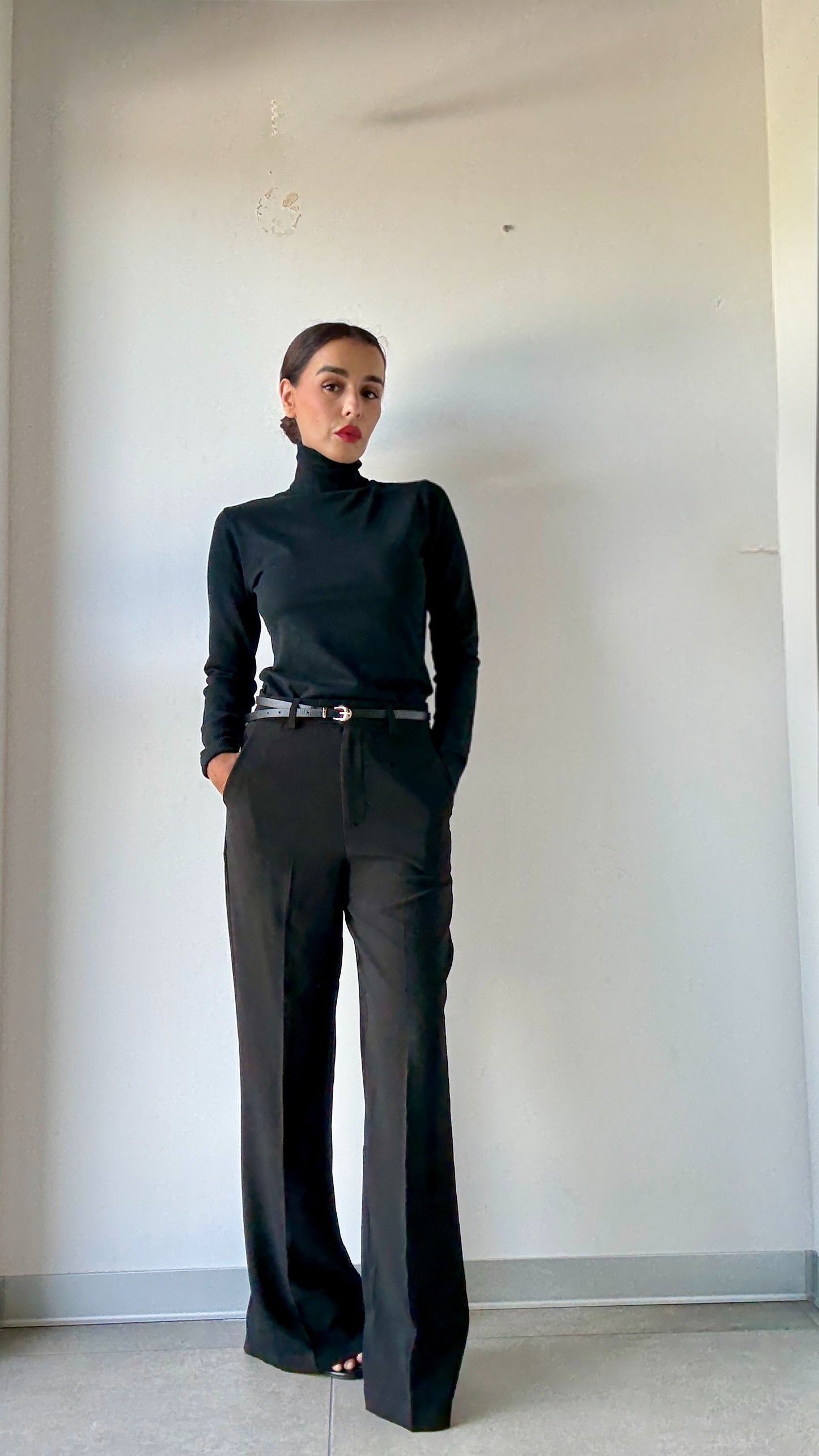 Pantalon taille haute coupe droite – noir